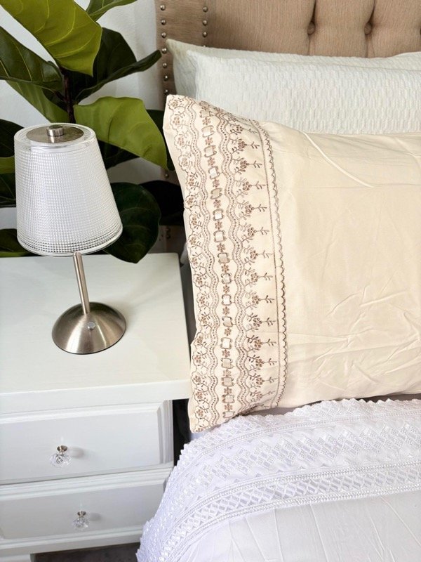 Producto - ULTIMAS SABANAS ALTA CALIDAD BRODERY KING