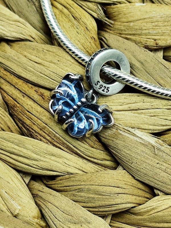 Producto - Dije Charms Mariposa Azul