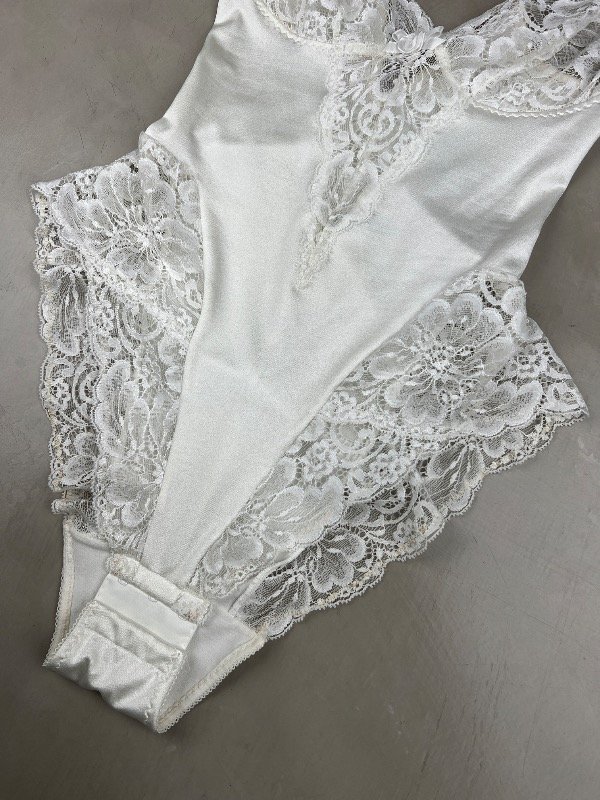 Producto - Ivory Lingerie Bodysuit - 3