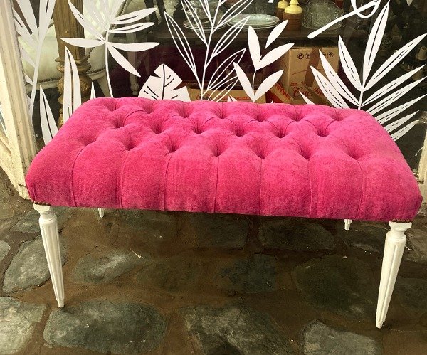 Producto - Banqueta Pie De Cama Capitoné Antigua