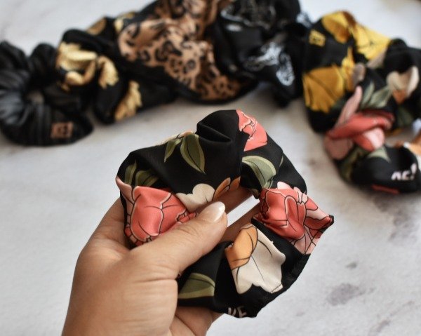 Producto - Scruchies grandes setx2