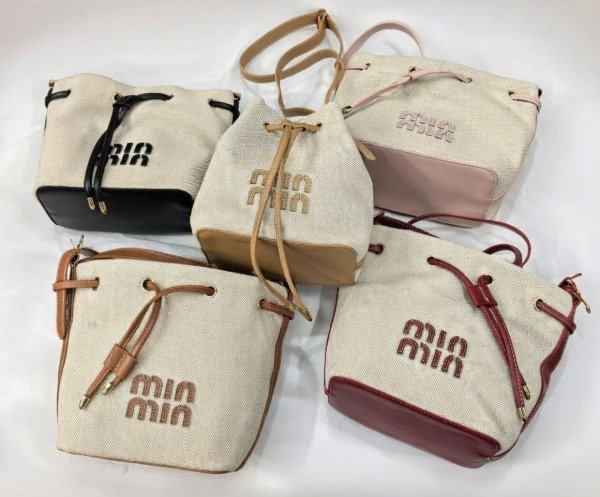 Producto - Mochila Cartera Simil Miu Miu MB