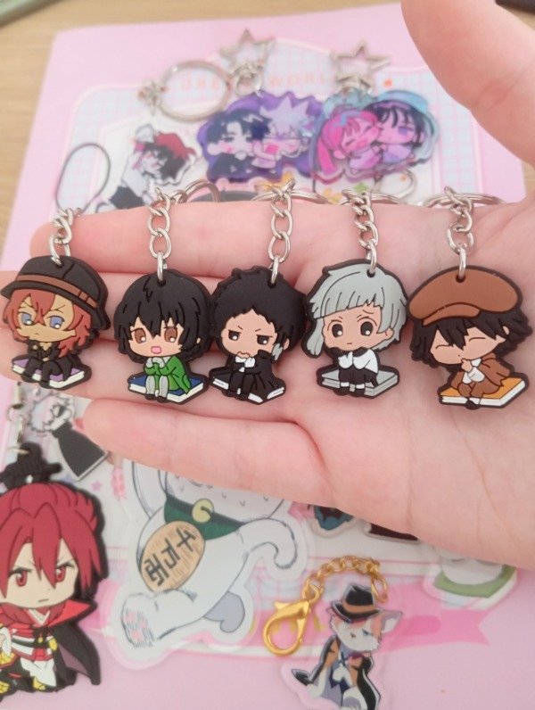 Producto - Bungou Stray Dogs - llaveros de goma