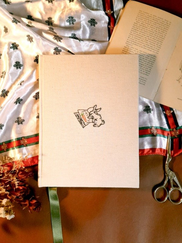 Producto - Cuaderno a5 - "Conejito lector"