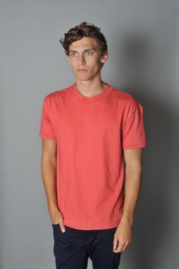 Producto - Remera Holgada Basica RJM