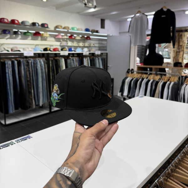 Producto - Gorra NY Black Mariposa