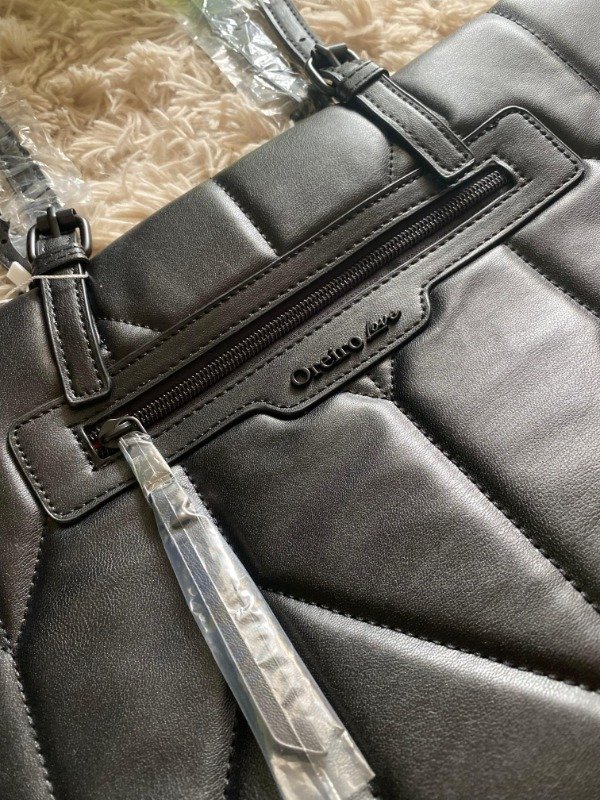 Producto - Cartera Las Oreiro
