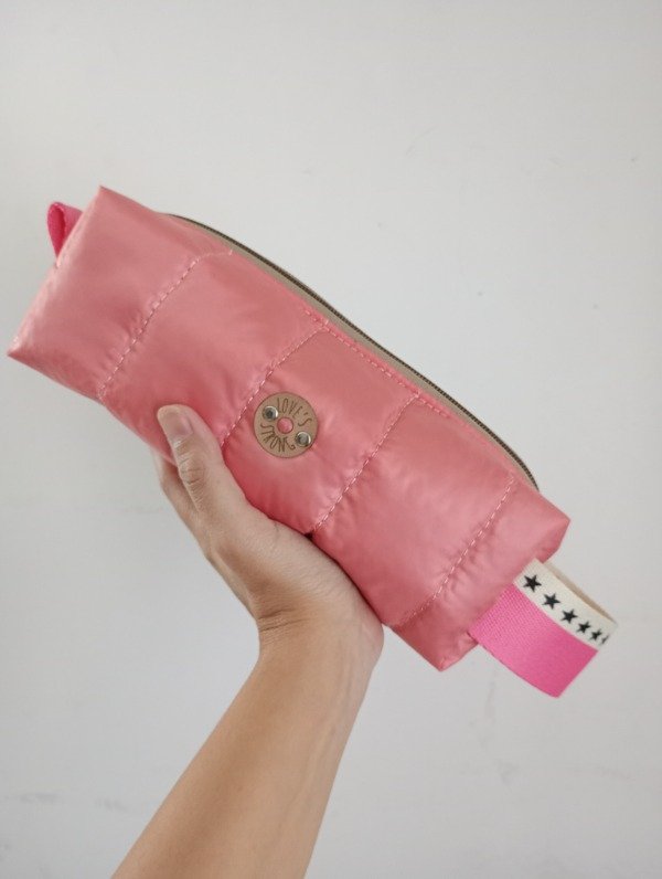 Producto - Cartuchera/neceser pufer rosa viejo/estrellitas  STOCK