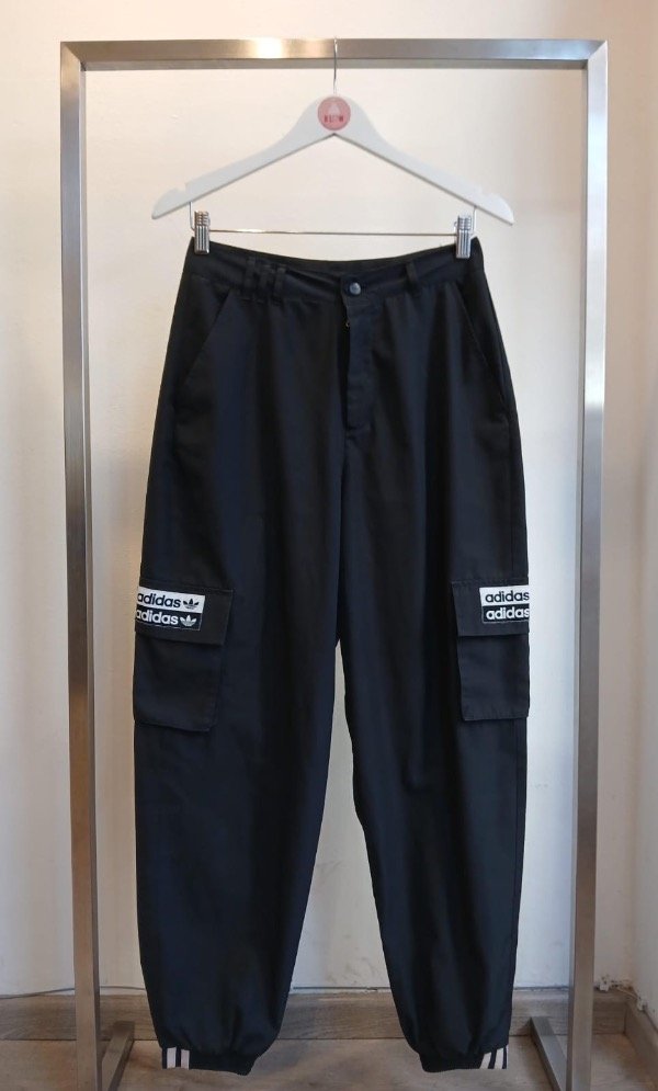 Producto - Pantalón ADIDAS (S)