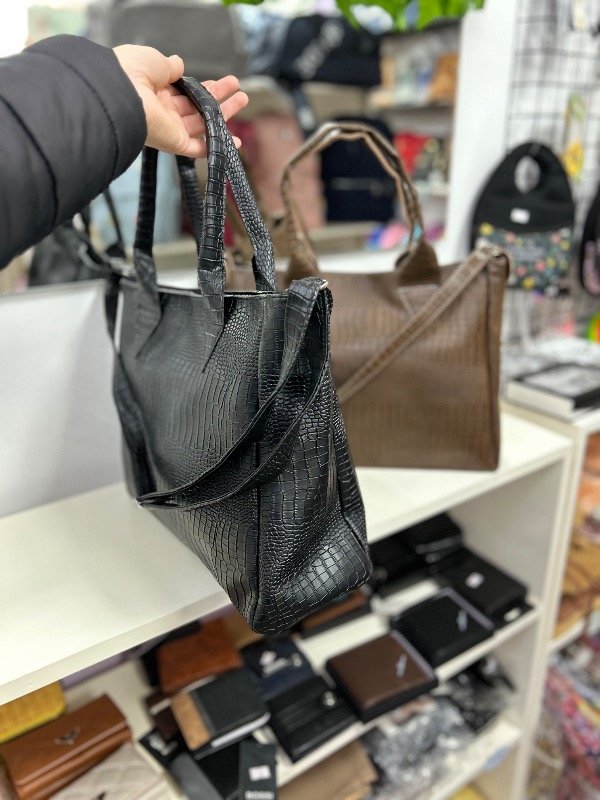 Producto - Cartera croco mediana con correa fija - 1