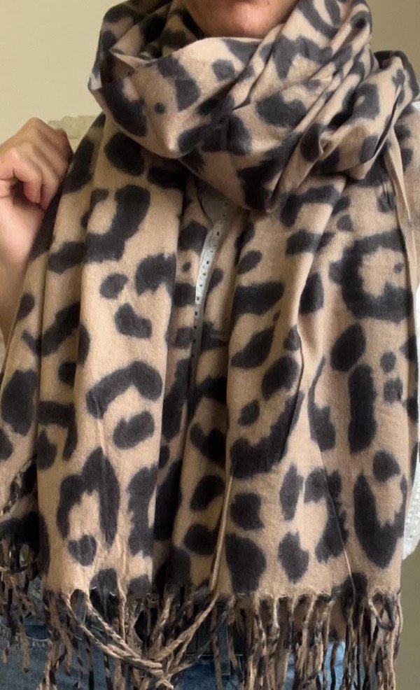 Producto - Mantón animal print b