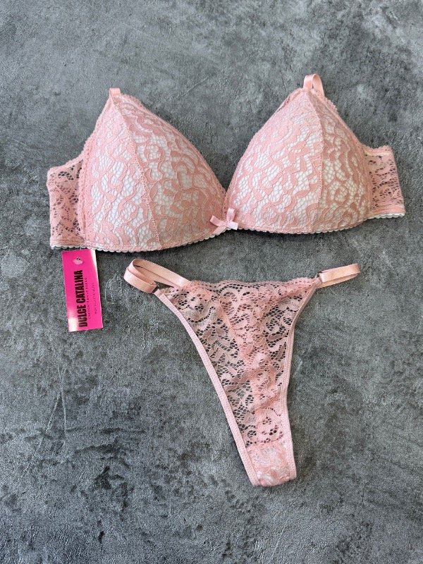 Producto - Triangulito encaje rosa
