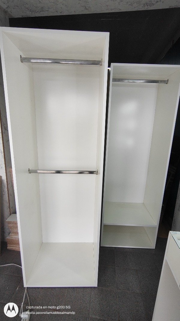 Producto - MODULO 1 ESTANTE + BARRAL