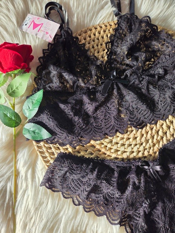 Producto - Top SOFIA encaje y less en V, diseño exclusivo ByEmme