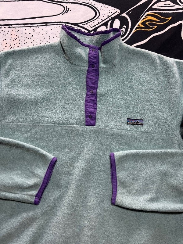 Producto - Buzo polar Patagonia verde agua. Talle S/M