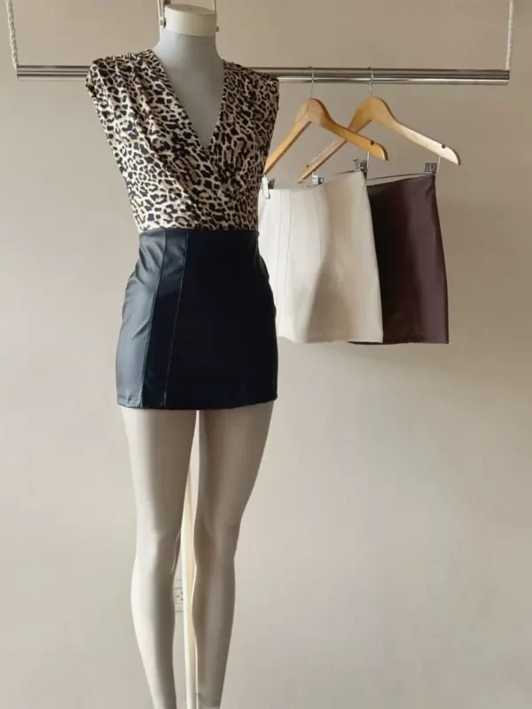Producto - Pollera recortes
