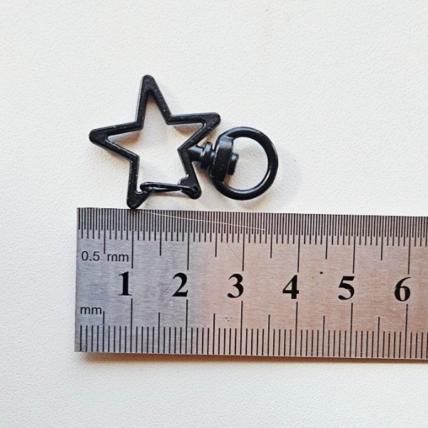 Producto - Mosquetón de metal estrella. Negro - 1