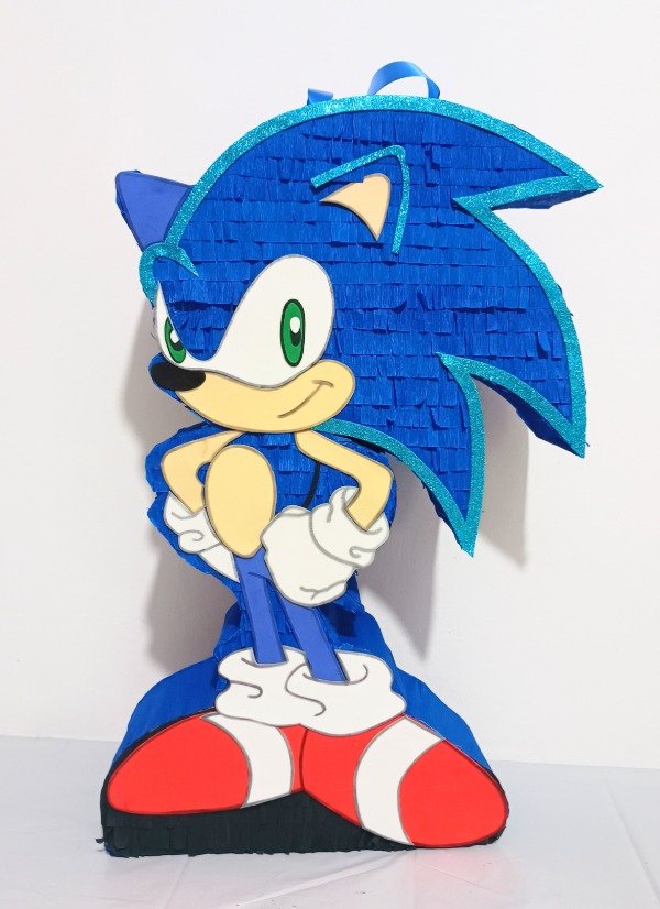 Producto - Piñata forma Sonic y sus amigos