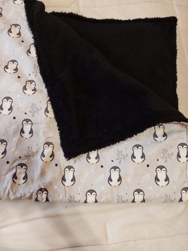 Producto - Manta 100cm x 75cm Pingüino