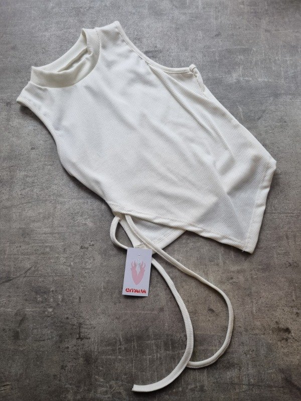 Producto - Polera irregular