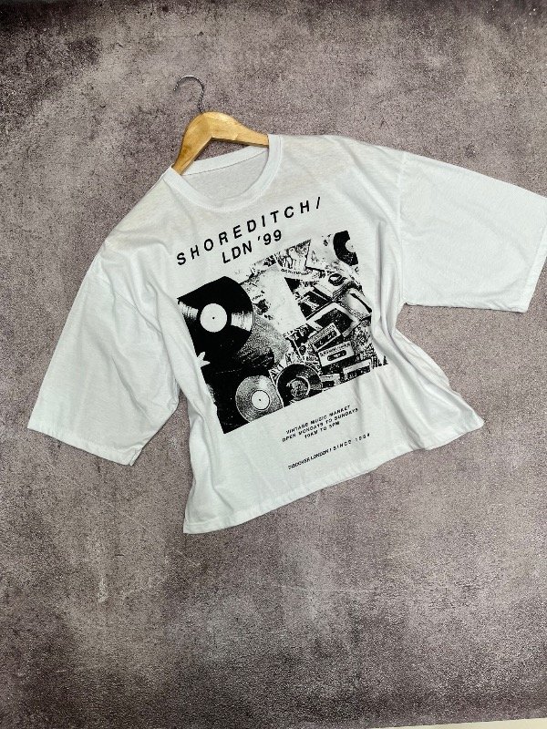 Producto - Remera Over Music