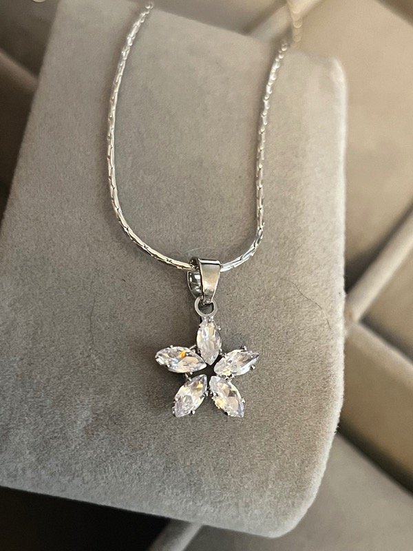 Producto - FLOR PIEDRAS