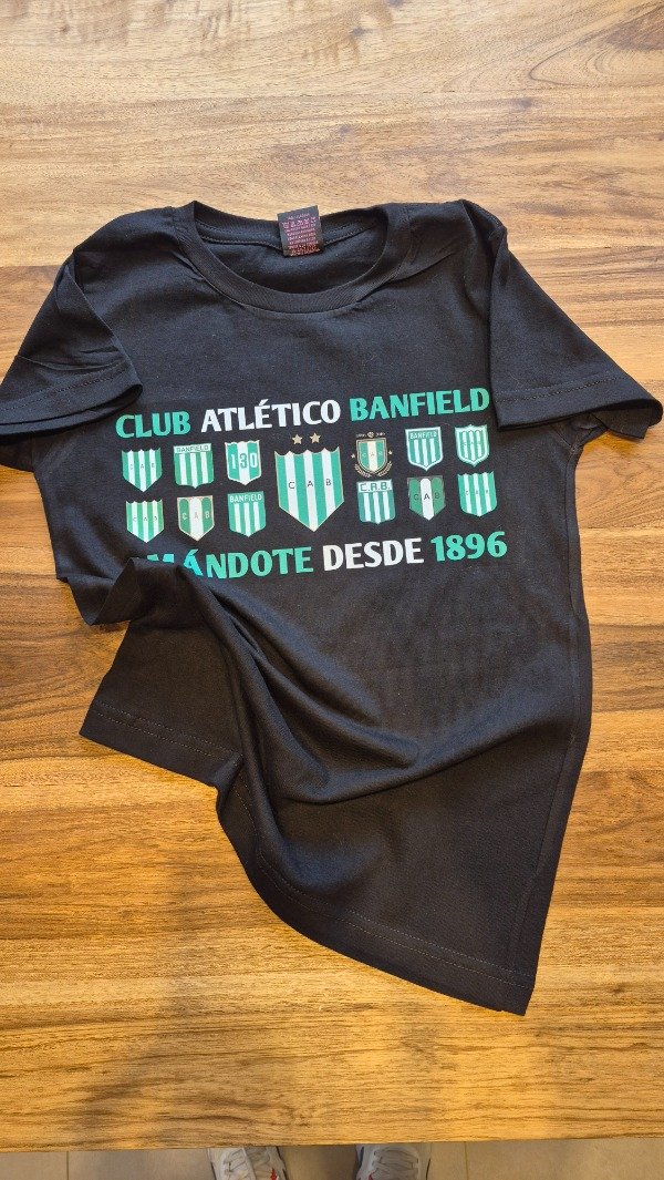Producto - Remera ESCUDOS