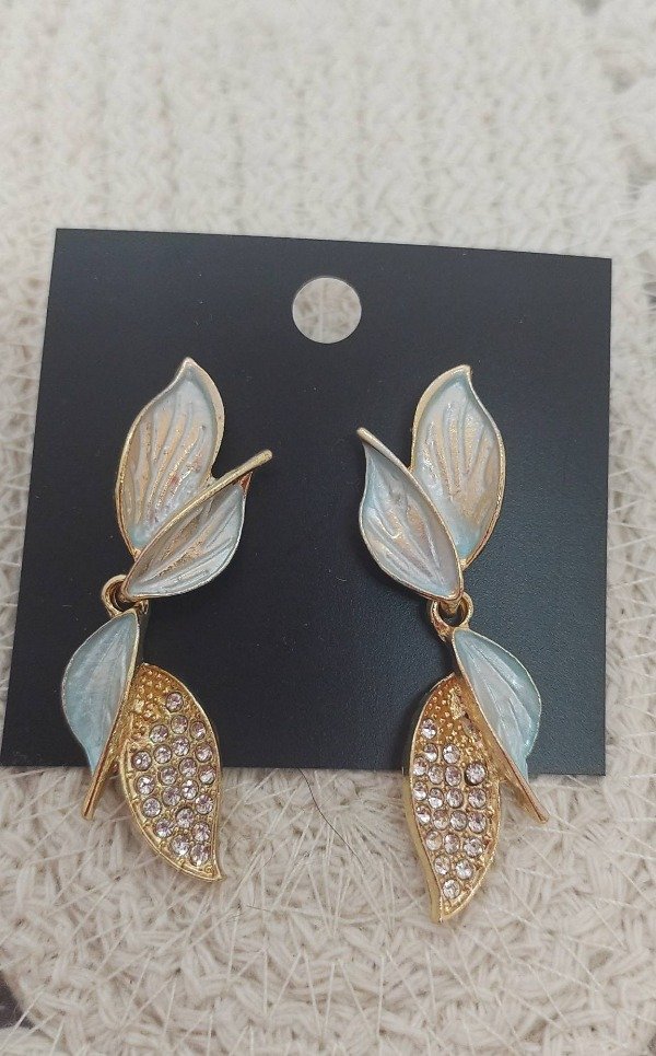 Producto - Hojas Celestes