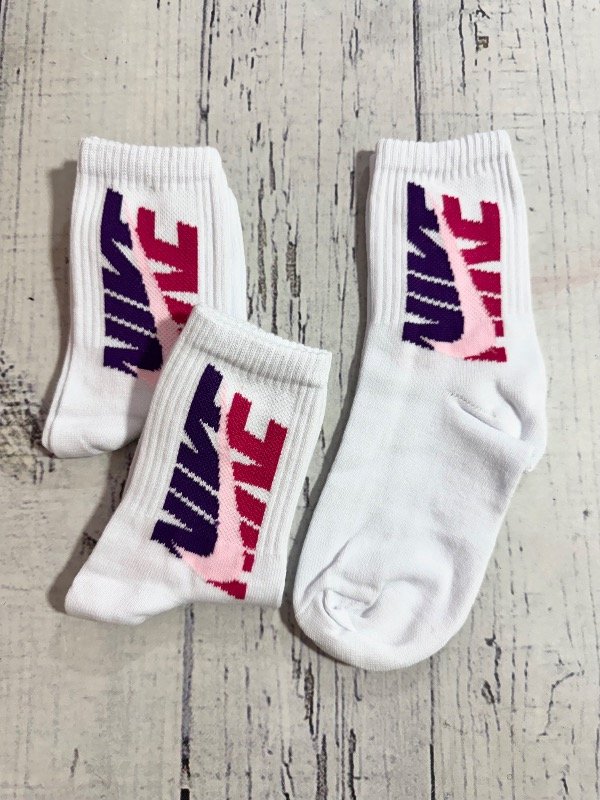 Producto - Nike Violeta XL