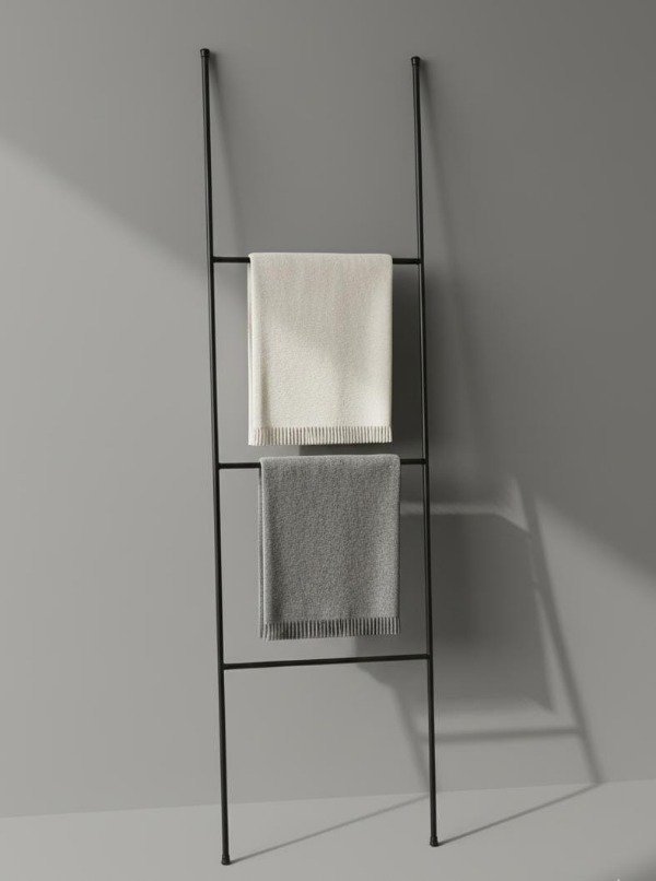 Producto - ESCALERITA hierro NEGRA