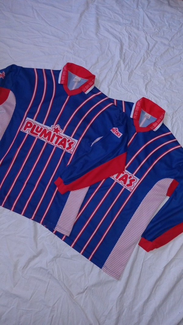 Producto - 90s dead stock Plumita's football jersey. - 0