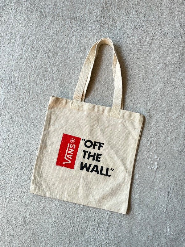 Producto - TOTE BAG VANS