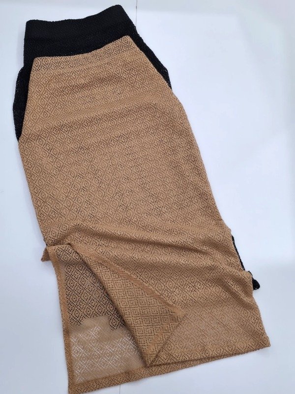 Producto - Pollera larga calada