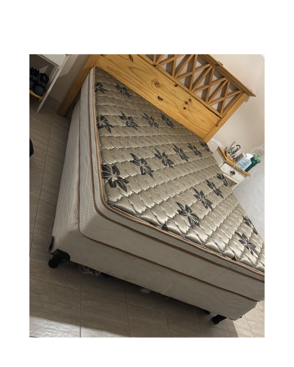 Producto - Colchón y sommier King Koil de resortes con pillow  / 140x190