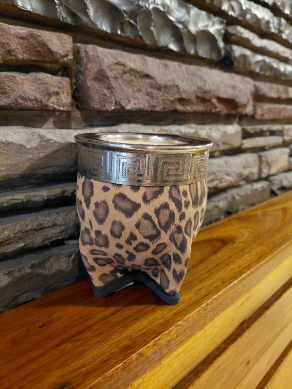 Producto - Mate Imperial animal print