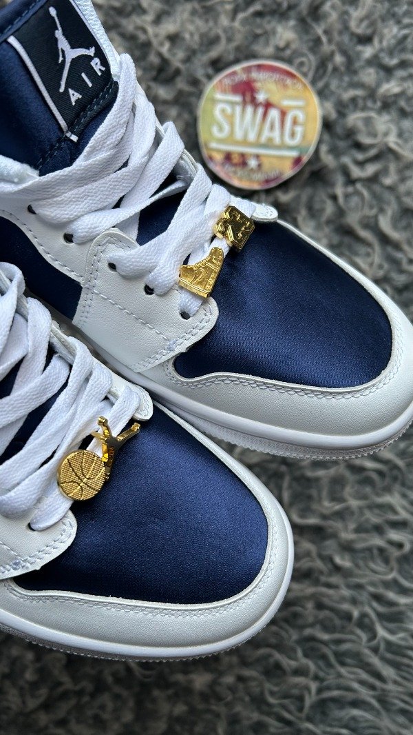 Producto - JORDAN RETRO 1 LOW FOOTBALL NAVY BLUE - 2