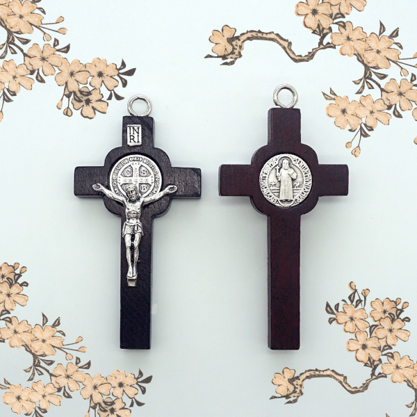 Producto - Cruz de madera y metal San Benito