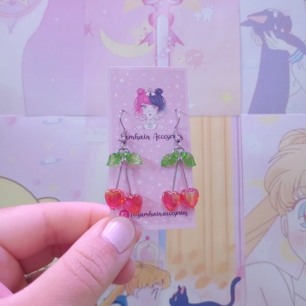 Producto - Aros Mini Cherry Bomb Rojo