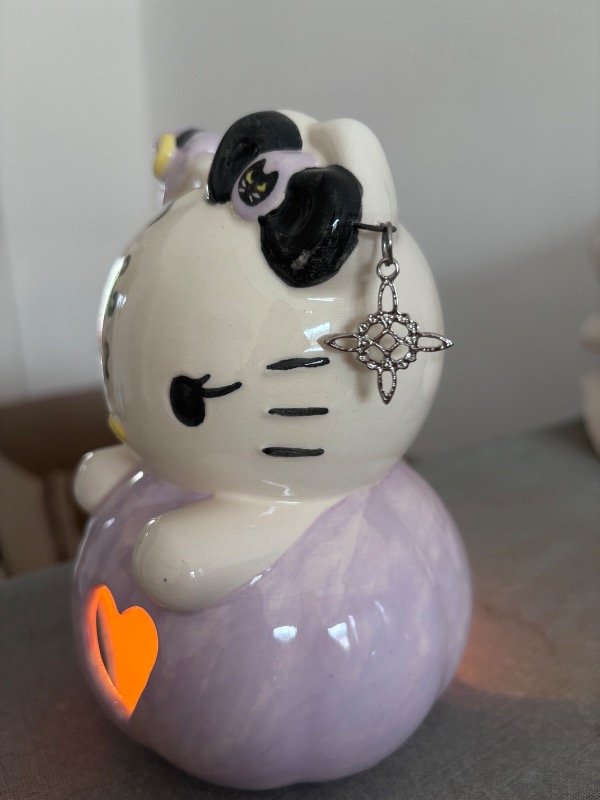 Producto - hornito kitty bruja lila - 1
