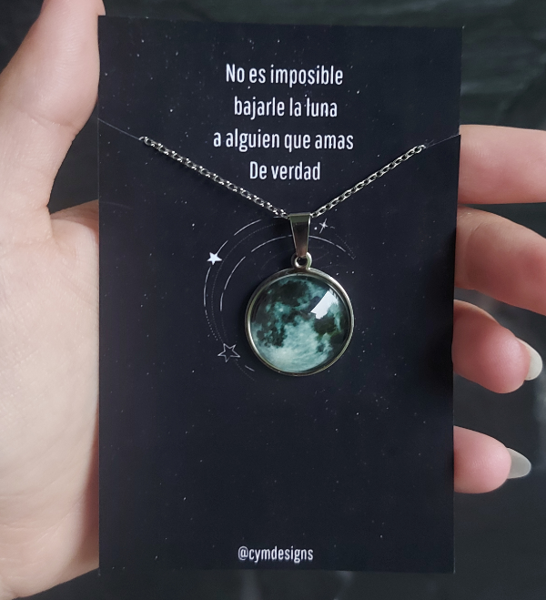 Producto - Collar: Luna NEGRA LUMINOSA