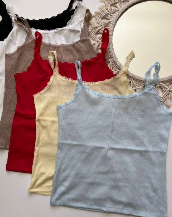 Producto - MUSCULOSA TIRITA MORLEY PUNTILLA - COD 3693