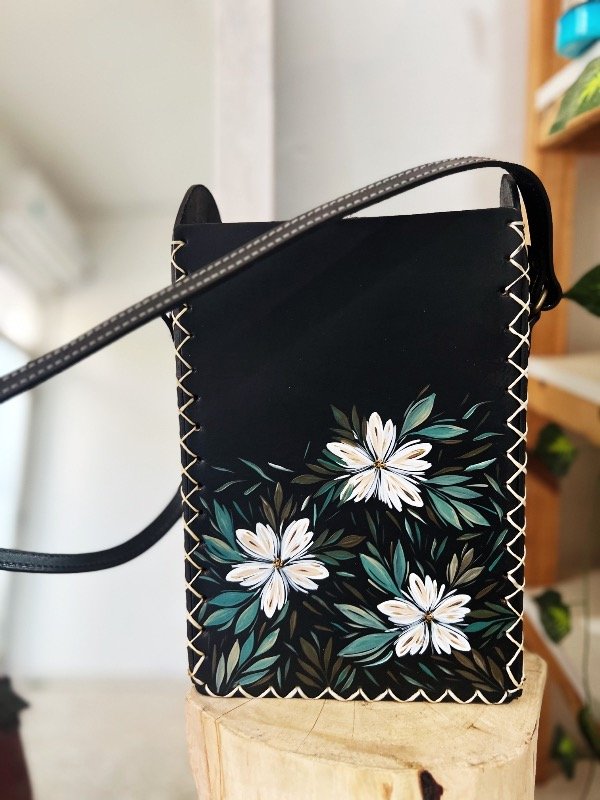 Producto - Matera negra Renata