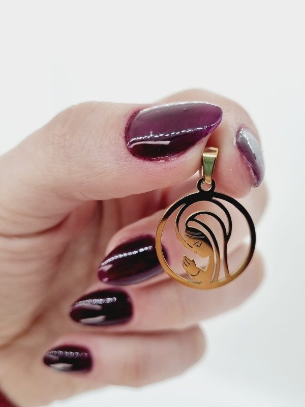 Producto - Dije acero dorado virgen calad