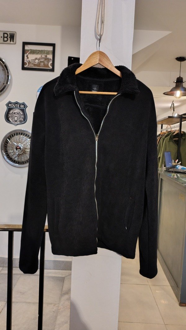 Producto - CAMPERA CHARTER