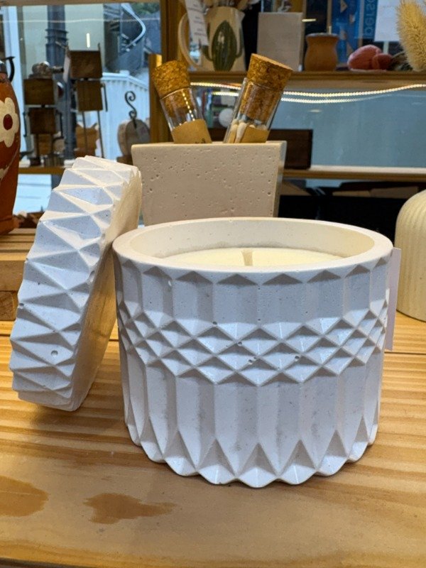 Producto - Velas en resina natural