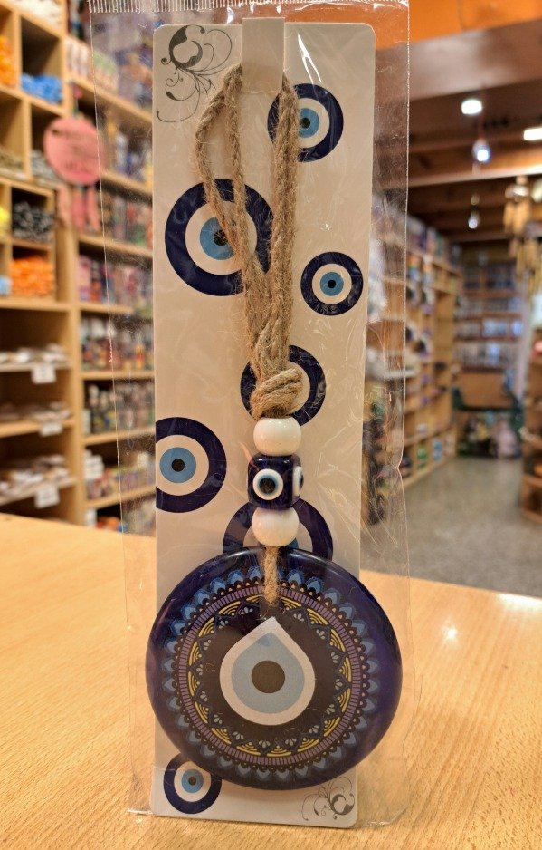 Producto - Colgante de vidrio Ojo Turco N 1 con hilo yute mediano 23 cm x 8 cm diametro