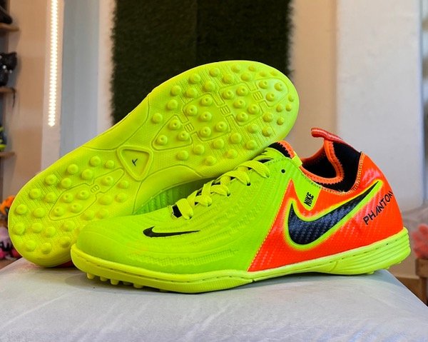 Producto - NIKE PHANTOM f5 amarillo naranja