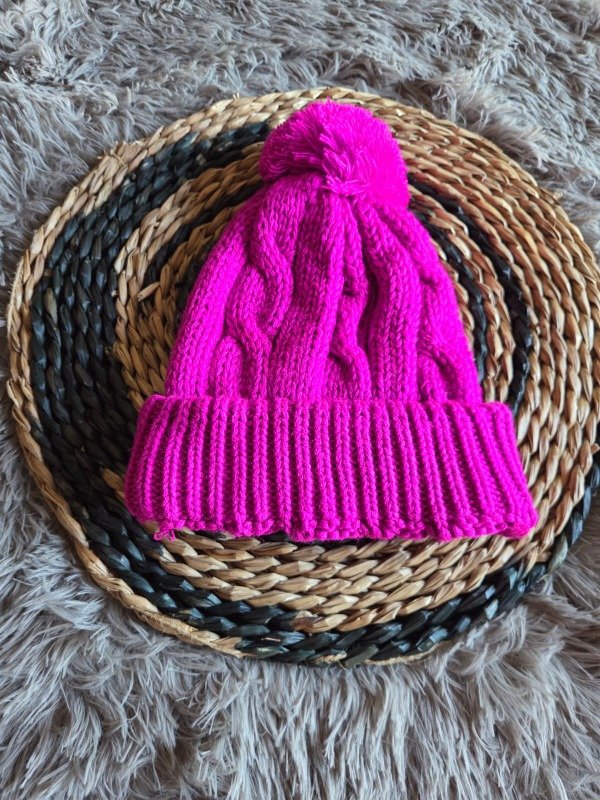 Producto - Gorro Pompón Fucsia
