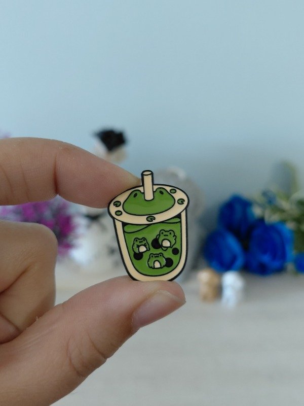 Producto - Pin metalizado - Sapitos #0815