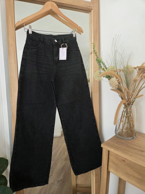 Producto - WIDE LEG CATANIA NEGRO WASH